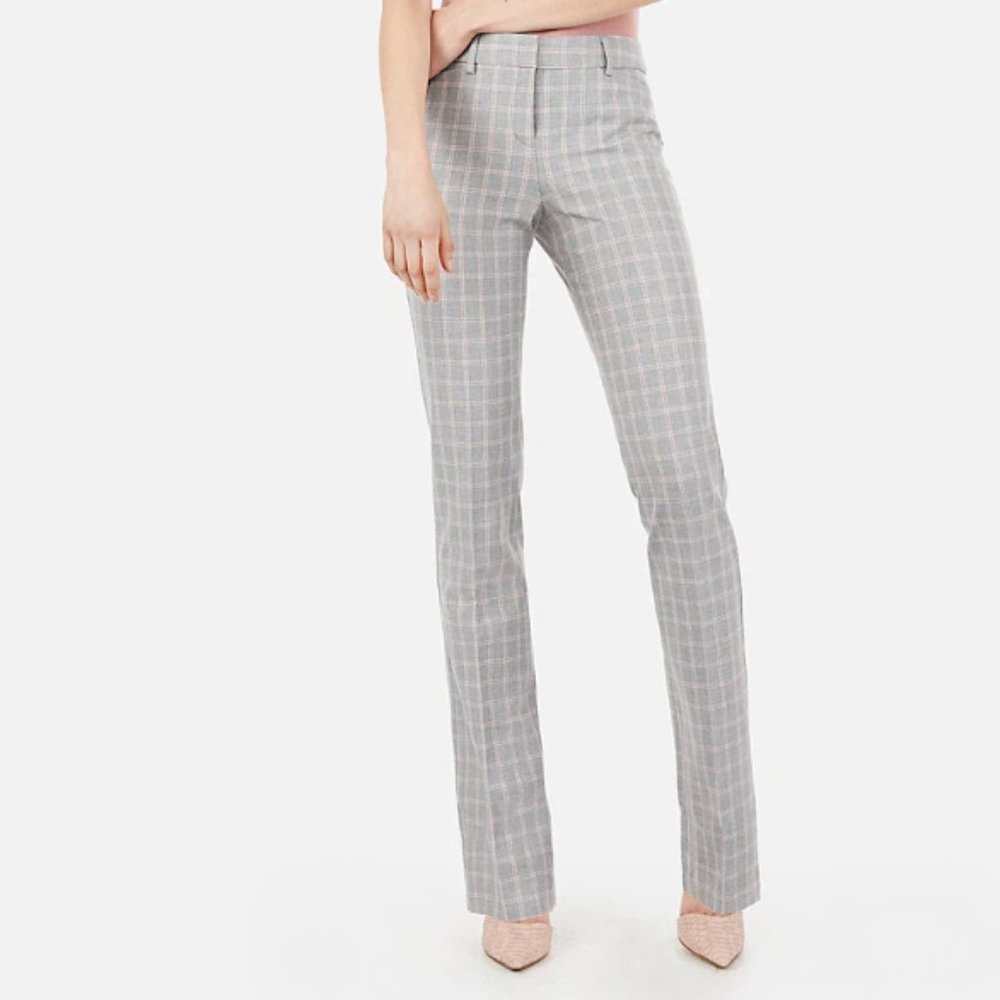 Express Columnist Mid Rise Barely Boot Pant 6